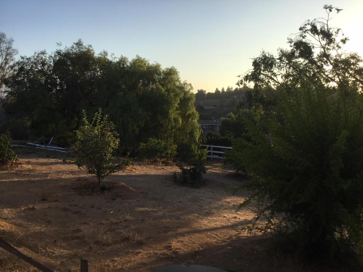 Beautiful New Detached Casita Nestled In Scenic Southern Ca Foothills! Fallbrook Eksteriør billede